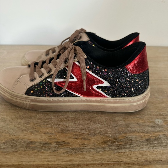 Glitter lightning bolt shoes - Picture 7 of 8